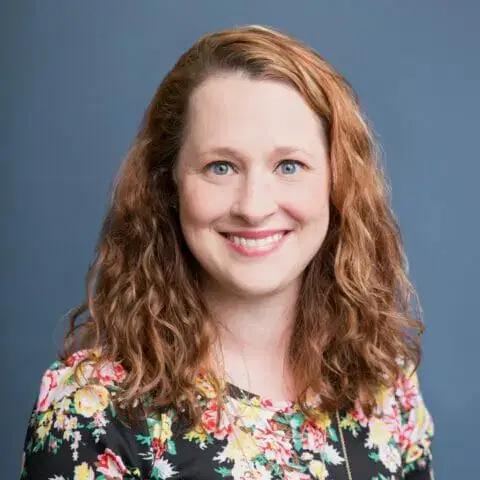 Erin Daniels vet